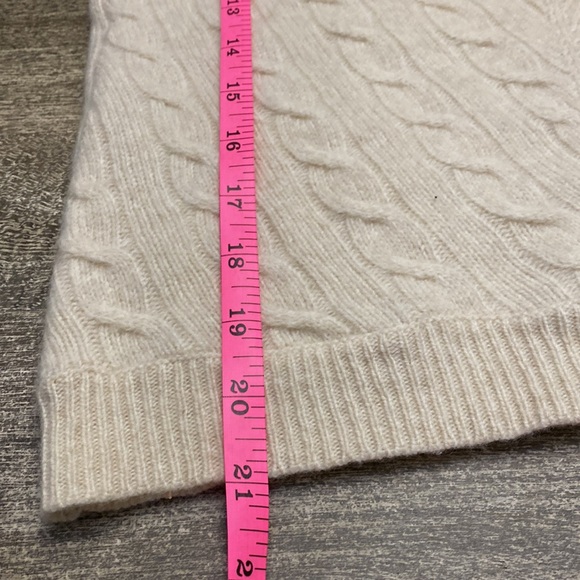 Ann Taylor extra fine Merino wool sweater - Picture 5 of 6